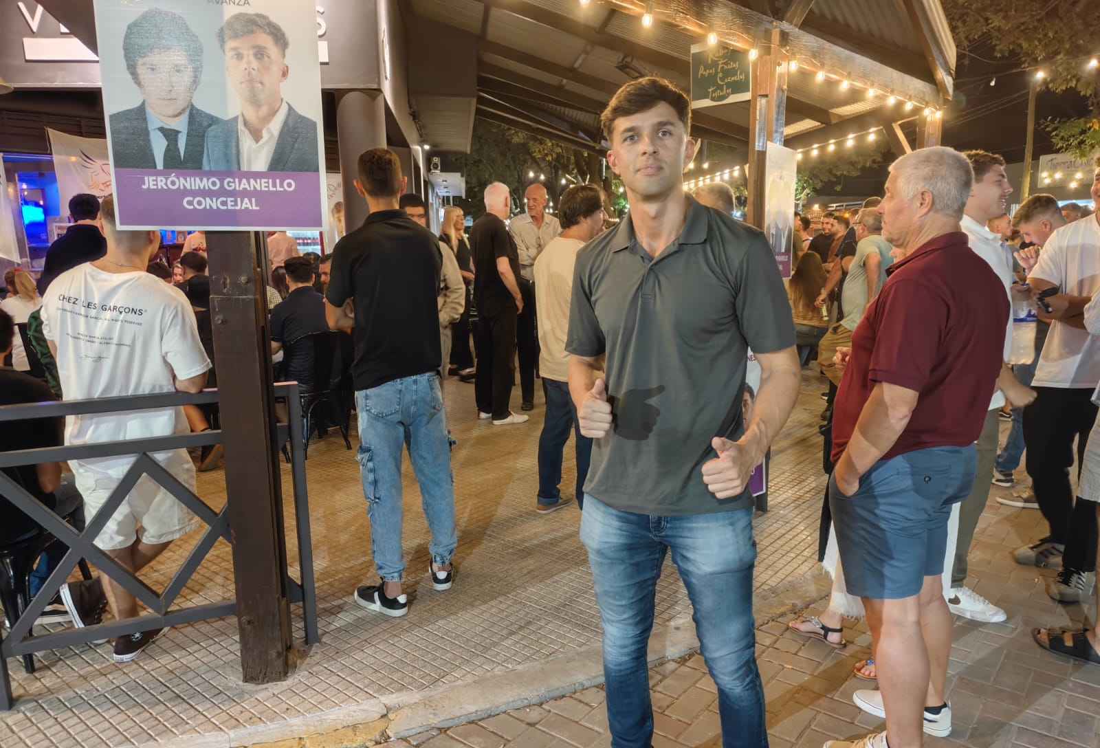 Gritos, puñetazos y un reclamo: fuerte cruce entre el concejal electo de LLA y y un ex asesor en Funes